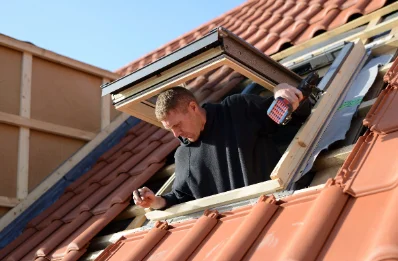 Pose de fenêtres de toit Velux au Moustoir